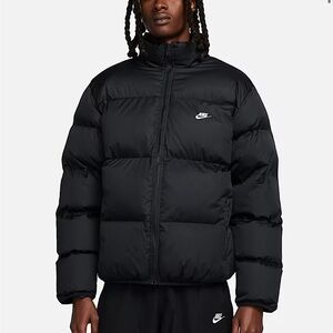 Nike sportswear club, puffer jacket, size medium